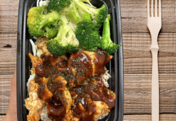 BBQ chicken thighs, brown rice & broccoli